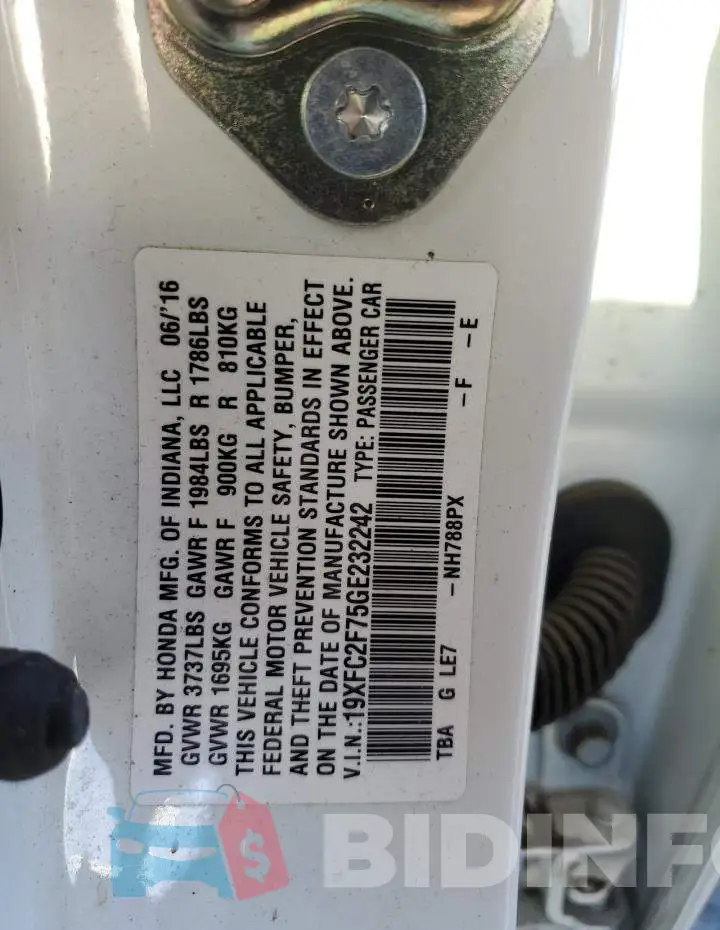 19XFC2F75GE232242 Photo# 10
