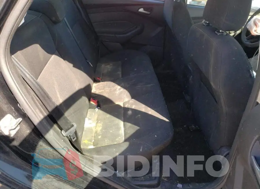 1FADP3F28HL214435 Photo# 6