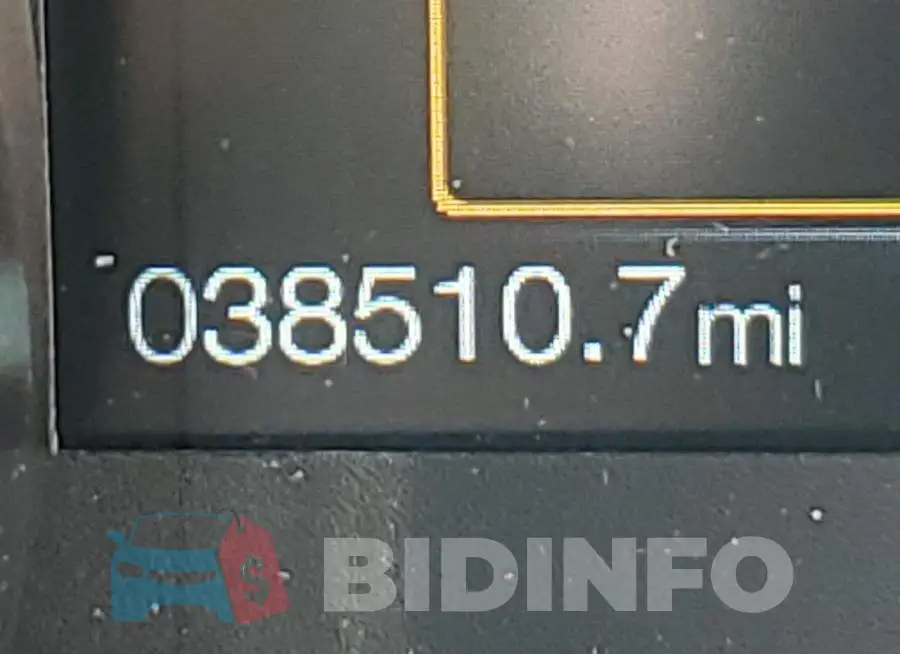 1FATP8UHXJ5113598 Photo# 8