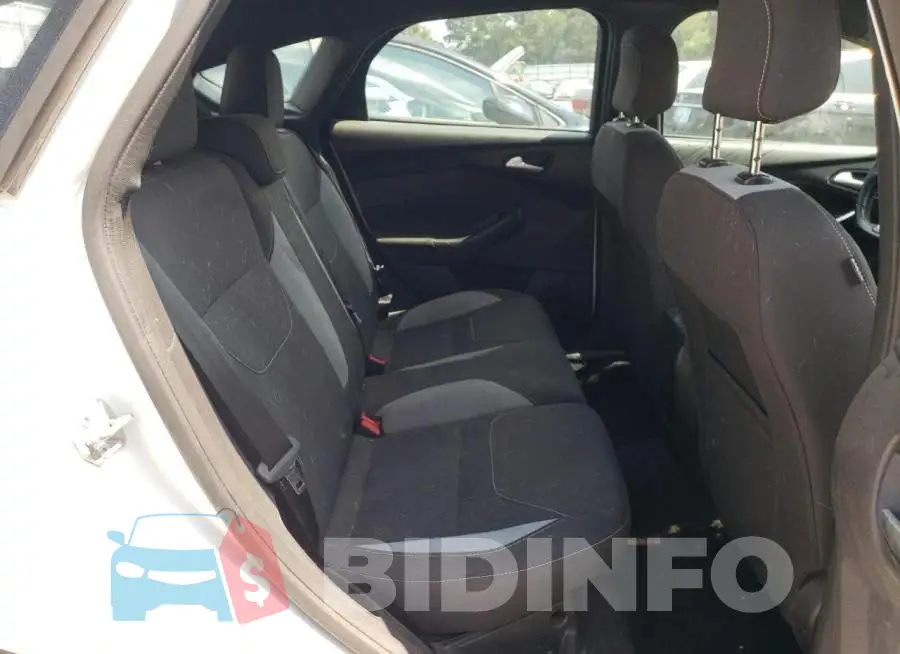 1FADP3L93GL401324 Photo# 6