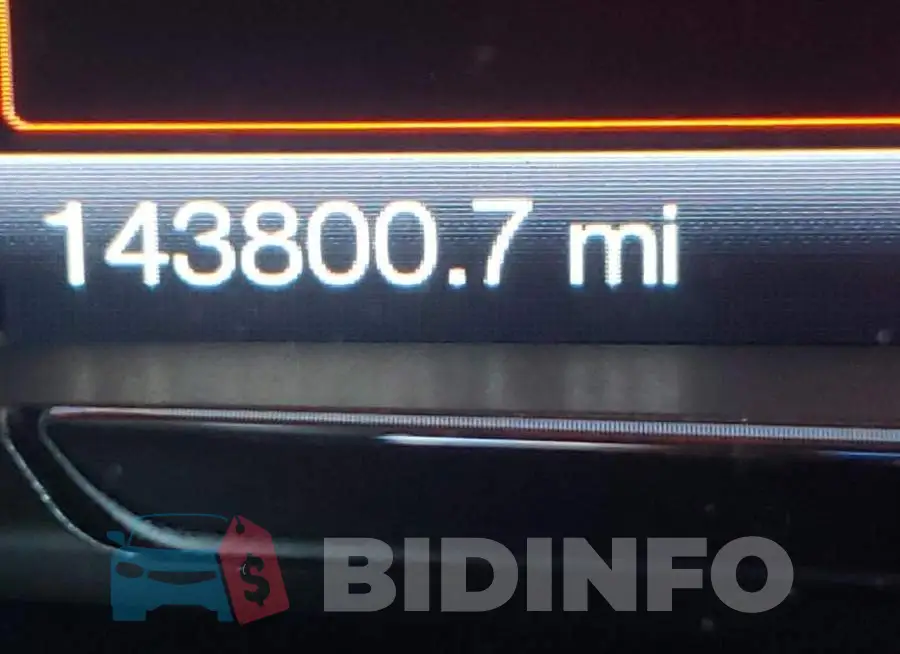 1FAHP2F82GG110935 Photo# 8