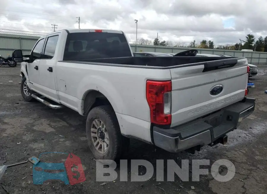 1FT8W3BT6JEB72693 Photo# 3