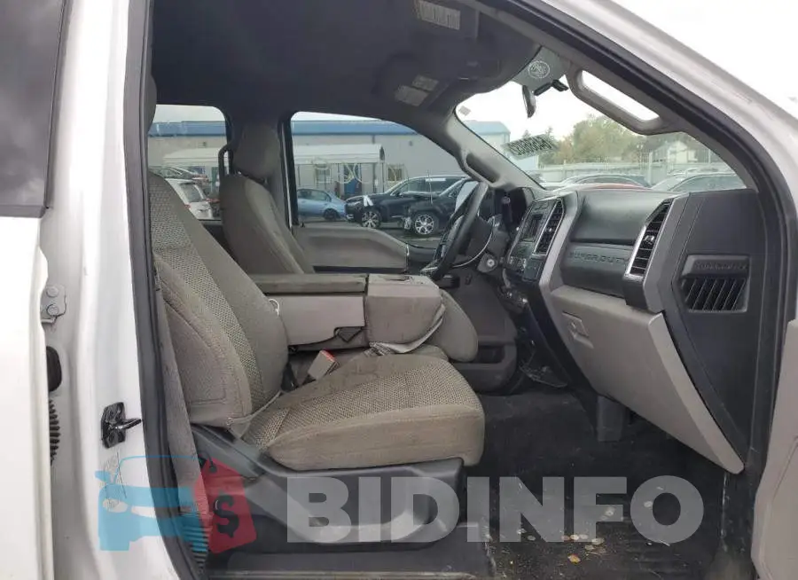 1FT8W3BT6JEB72693 Photo# 5