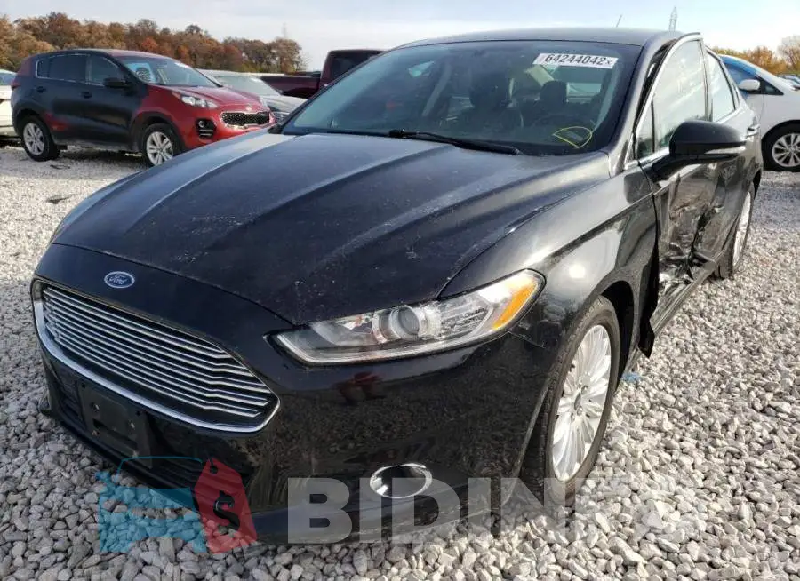 3FA6P0LU2GR163883 Photo# 2