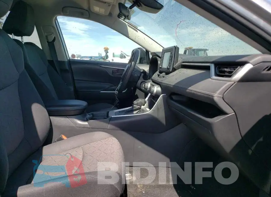 2T3B1RFV6KC032786 Photo# 5