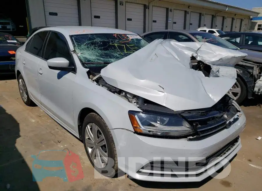 3VW167AJ1HM406796 Photo# 1