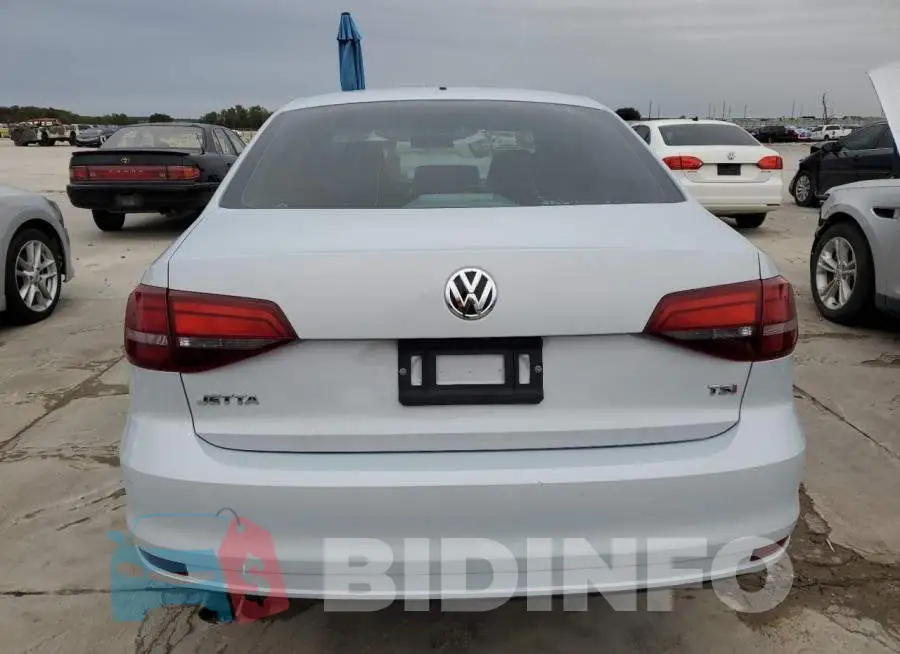 3VW2B7AJ7JM221366 Photo# 6