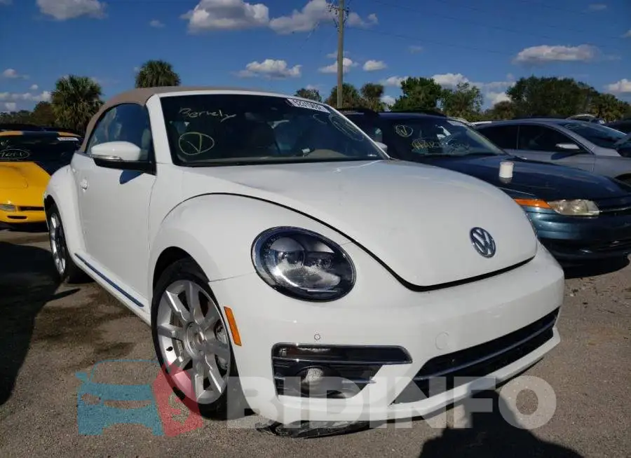 3VW5DAAT4KM511071 Photo# 1