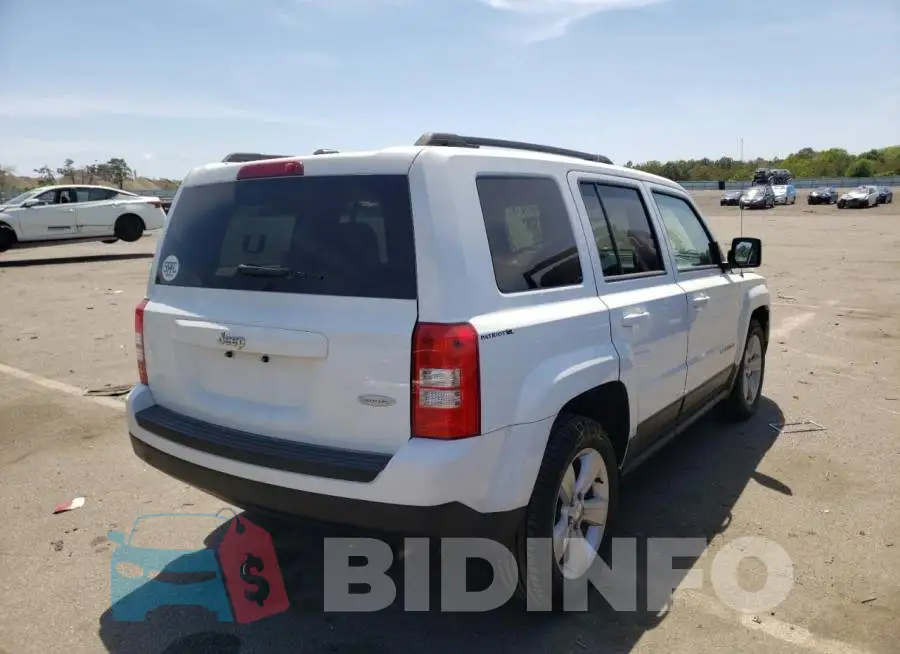 1C4NJPFB9HD184802 Photo# 4