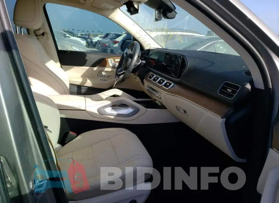 4JGFB5KB4MA513425 Photo# 5