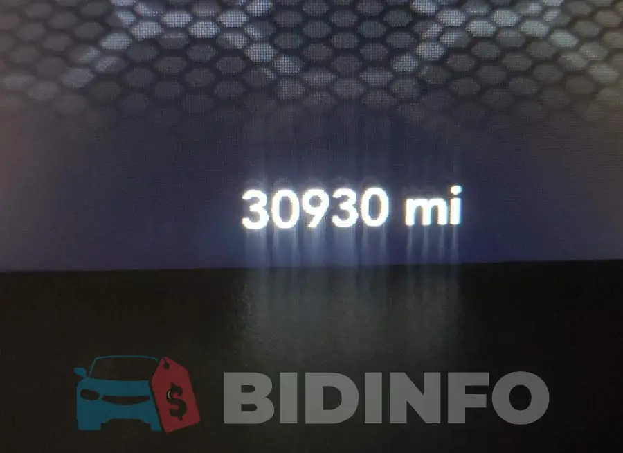 2C3CDXCT7KH742799 Photo# 8