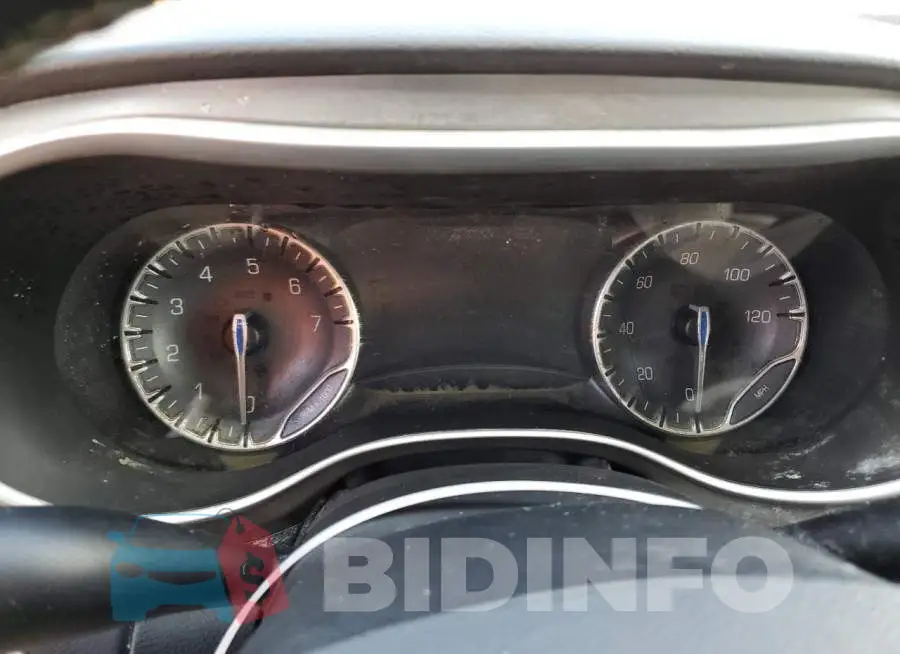 2C4RC1EG5LR113494 Photo# 8