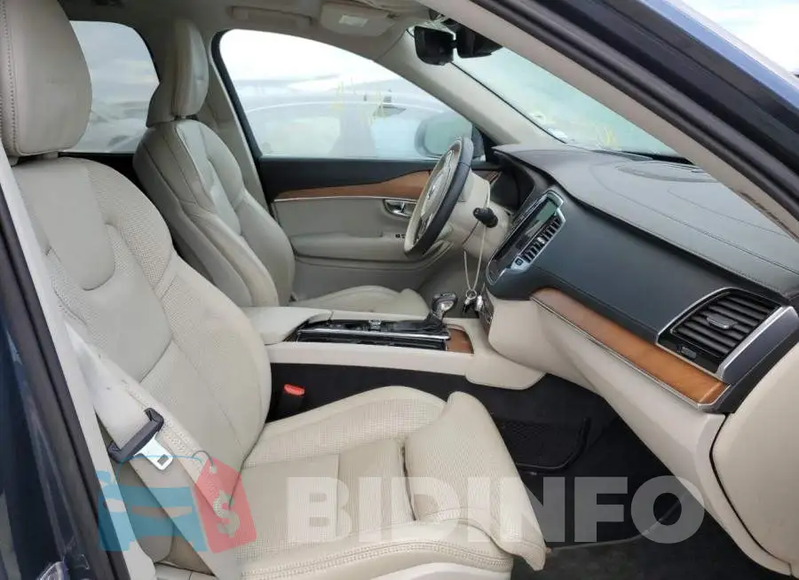 YV4A22PL3K1478241 Photo# 5