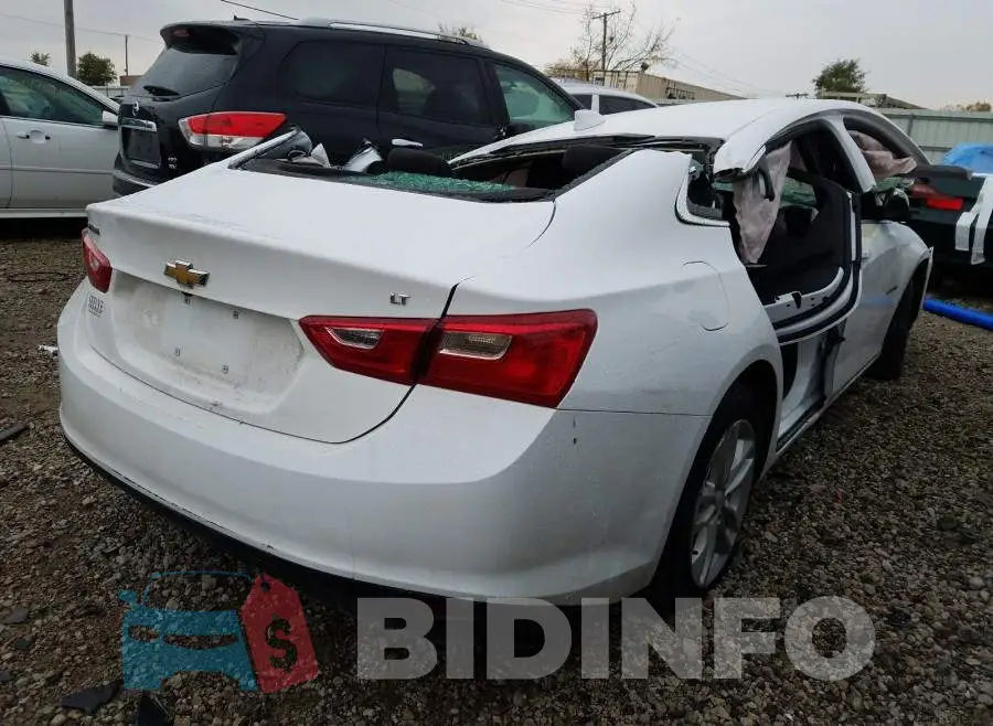 1G1ZD5ST7JF241237 Photo# 4