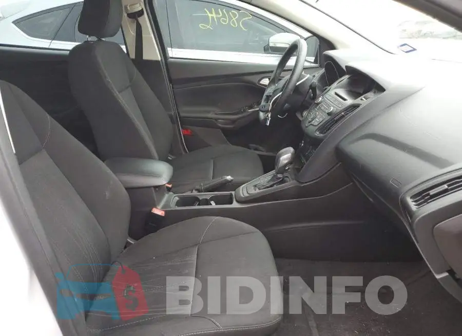 1FADP3F26HL332452 Photo# 5