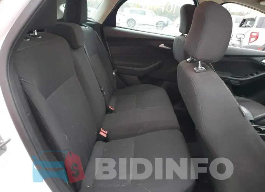 1FADP3K22GL276739 Photo# 6