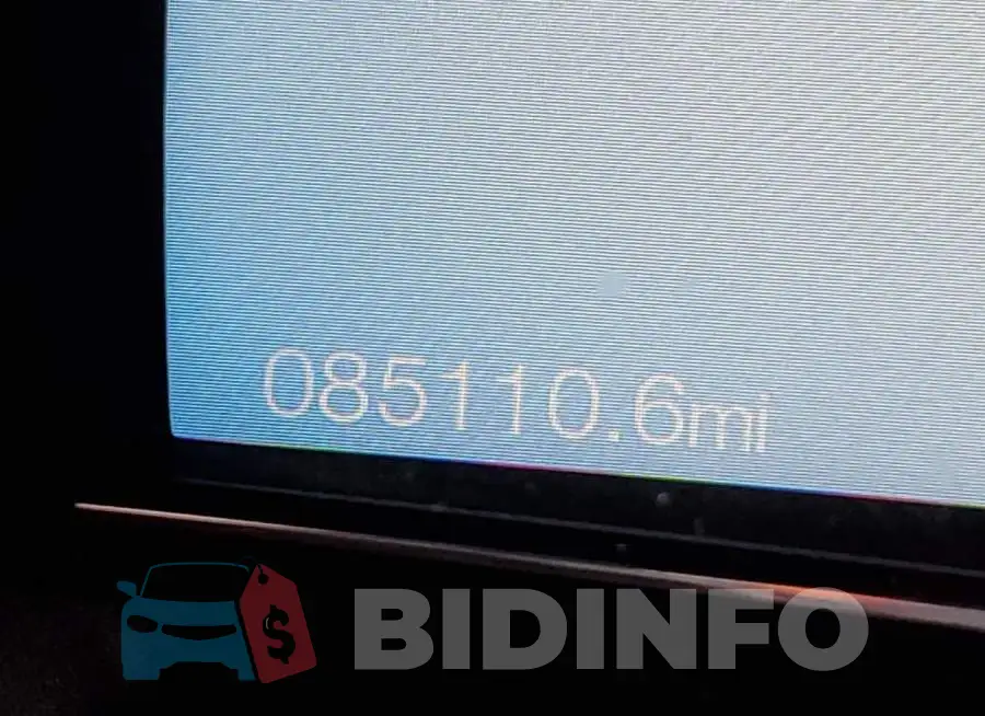 1FM5K8D86HGD82001 Photo# 8