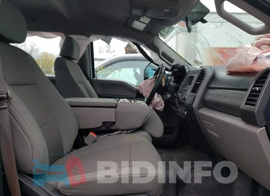 1FT7W2B65JEB68196 Photo# 5