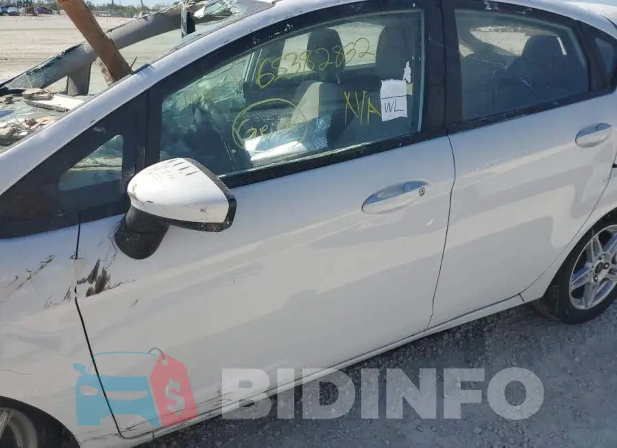 3FADP4EJXKM101087 Photo# 9