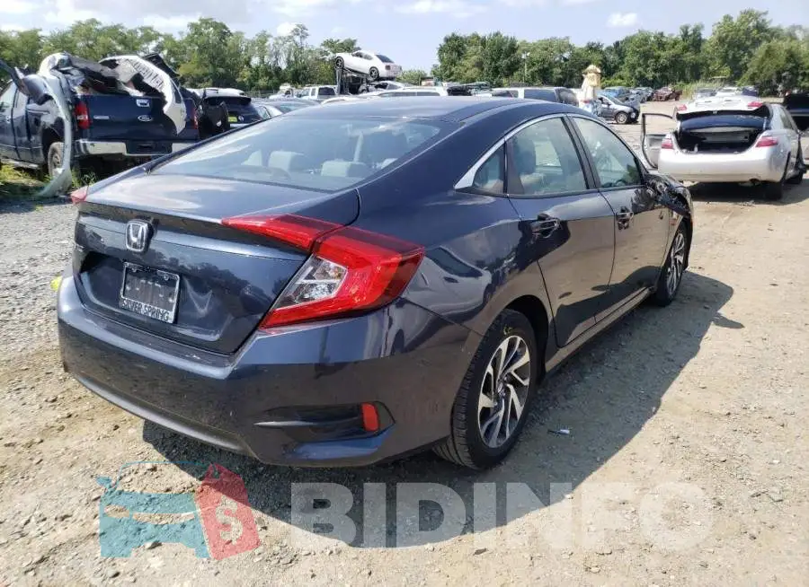 19XFC2F82GE236418 Photo# 4