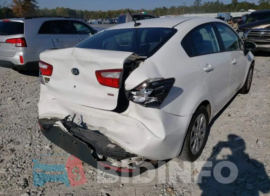 KNADM4A37G6658876 Photo# 4