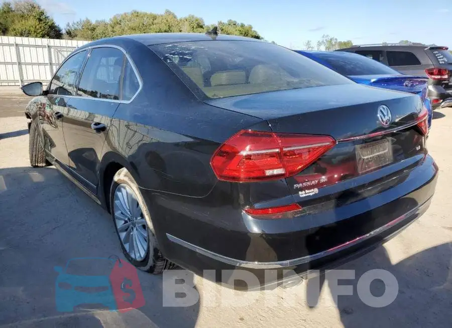 1VWBS7A39GC047148 Photo# 3