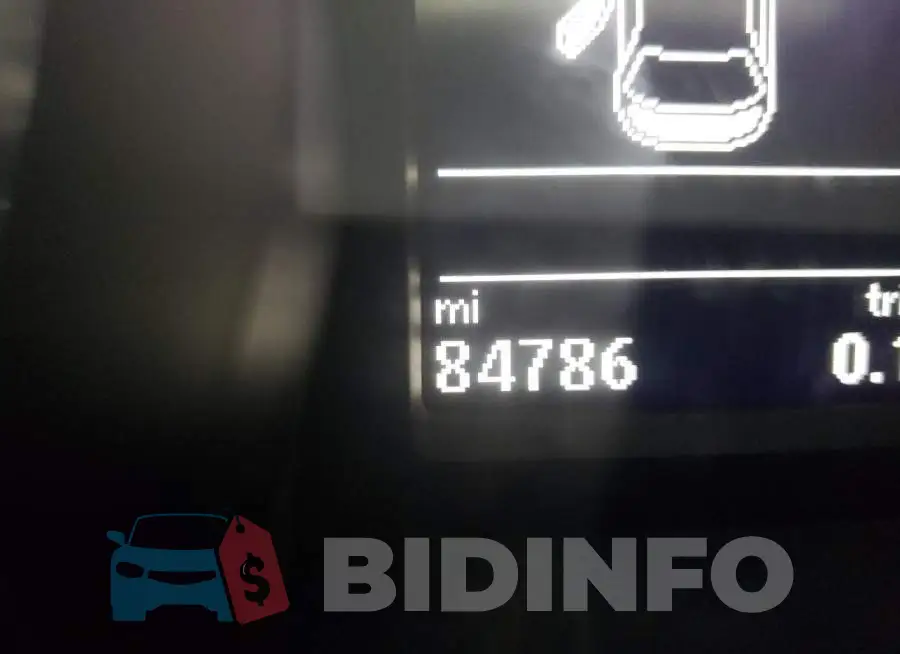 1VWDT7A38HC060321 Photo# 8
