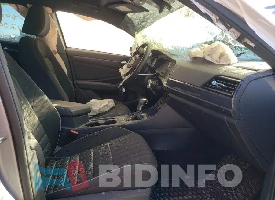 3VW6T7BU2KM204127 Photo# 5