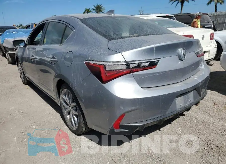 19UDE2F38MA002824 Photo# 3