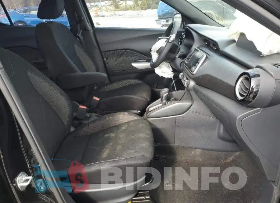 3N1CP5CU6JL529657 Photo# 5