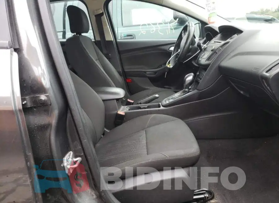 1FADP3F2XHL209480 Photo# 5