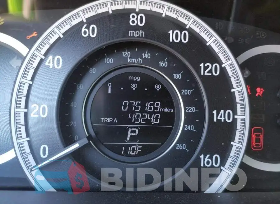 1HGCR2F33HA135559 Photo# 8