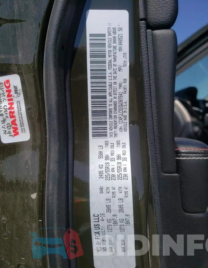 1C4PJLCS2GW307641 Photo# 10