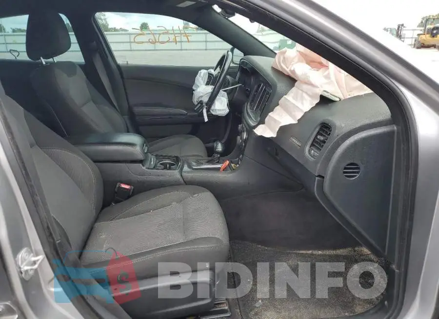 2C3CDXBG8JH186120 Photo# 5
