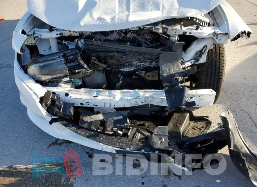 2C3CDXBG8NH215993 Photo# 9