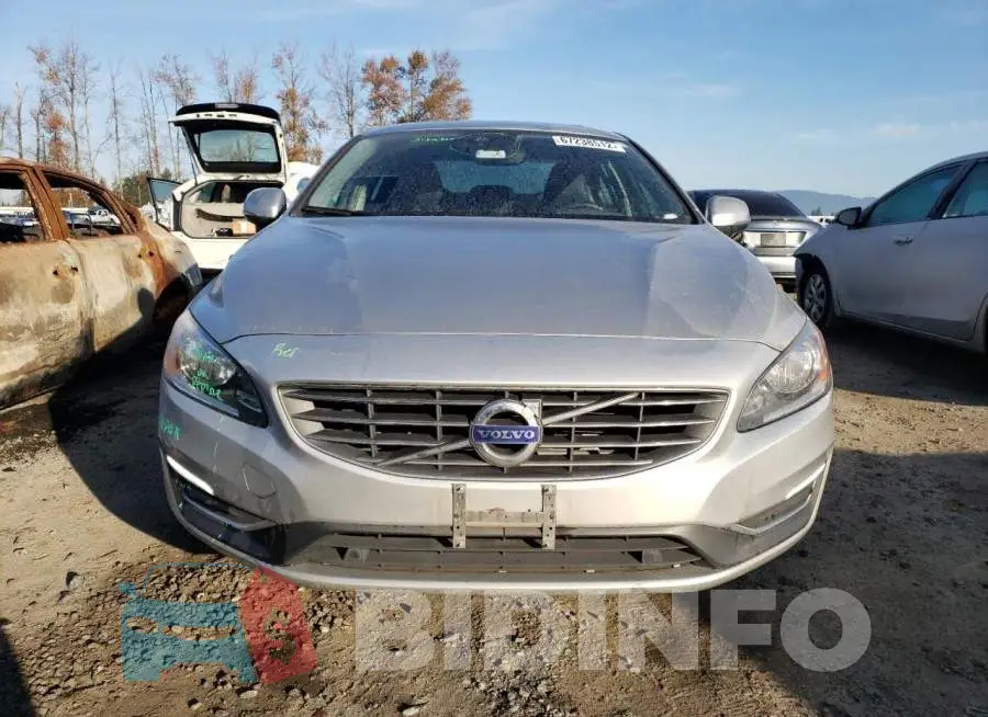LYV402TK3HB135062 Photo# 5