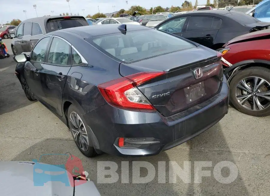 19XFC1F32HE207372 Photo# 3