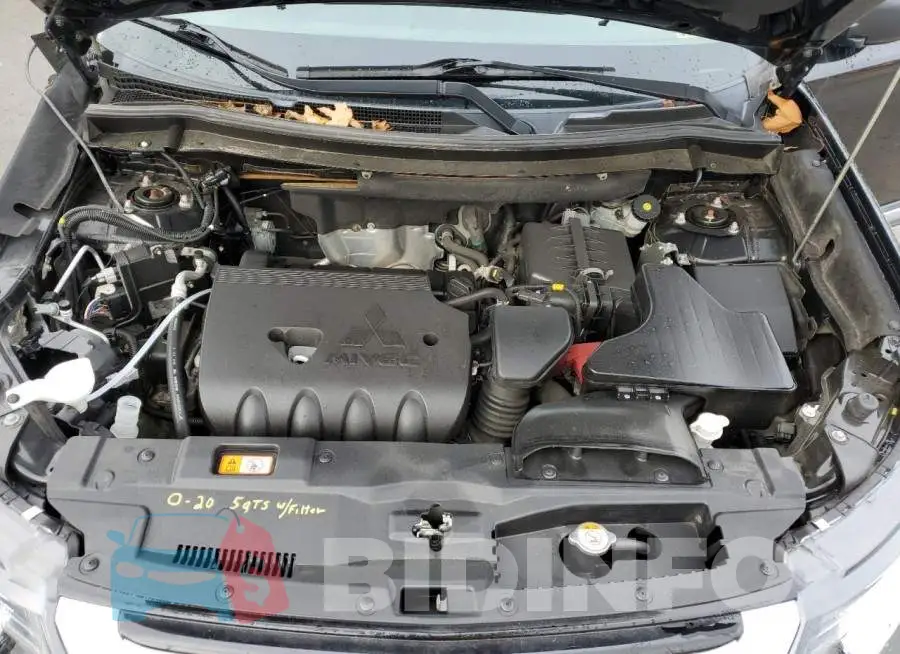 JA4AZ2A37JZ007467 Photo# 12