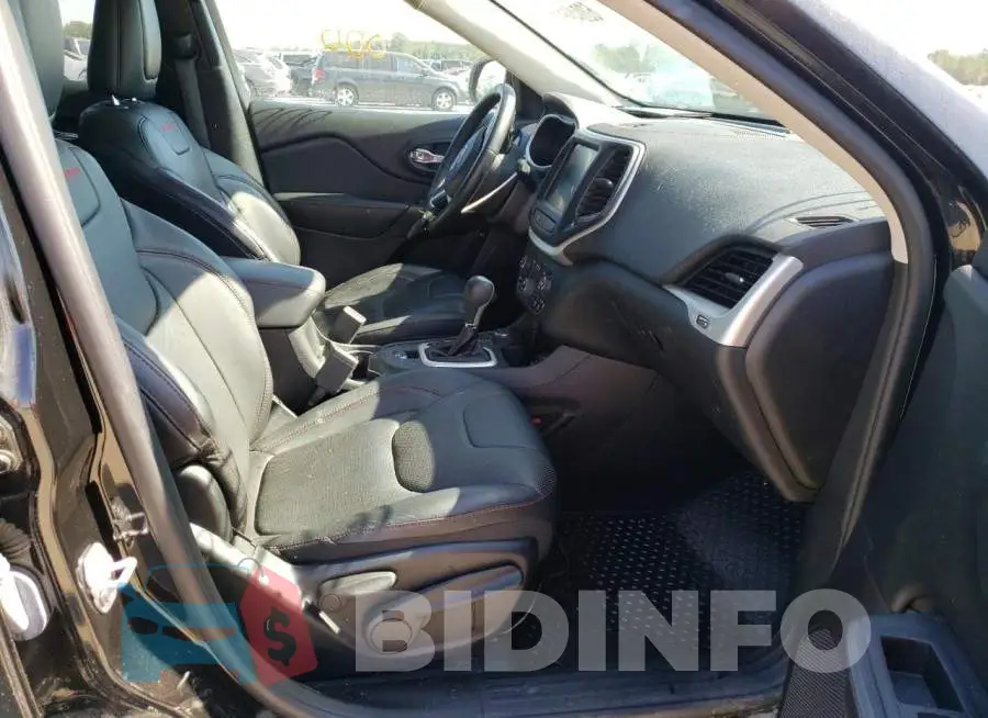 1C4PJMBS8HW531263 Photo# 5