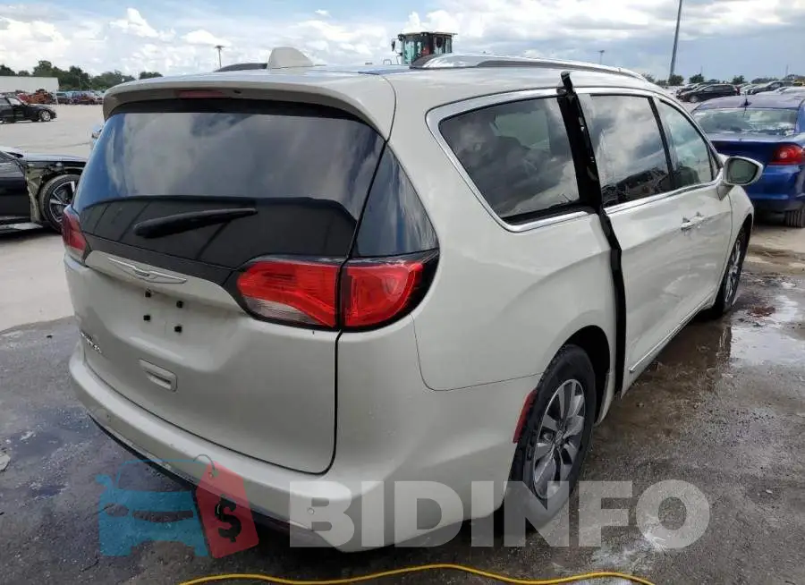 2C4RC1EG7KR629127 Photo# 4