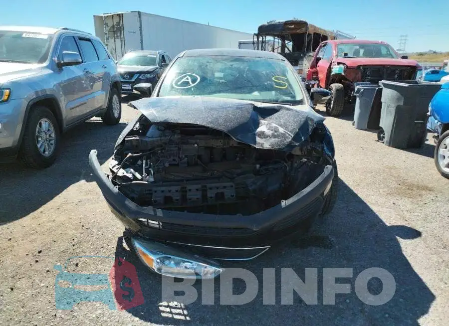 1FADP3F22GL282521 Photo# 9