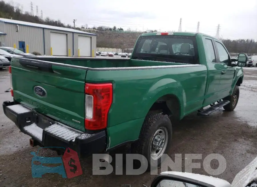 1FT7X2B63HEC88408 Photo# 3