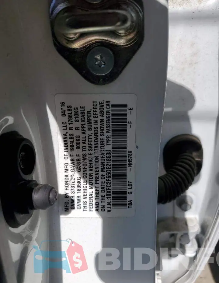 19XFC2F65GE218638 Photo# 10