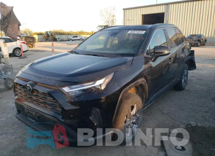 2T3P1RFV1NC282334 Photo# 2