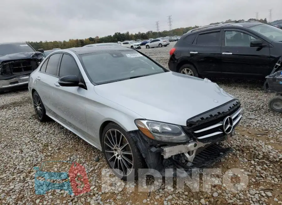 WDDWF4JB1GR163302 Photo# 1