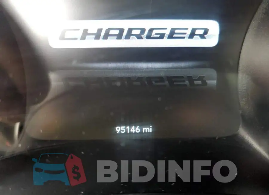 2C3CDXHG7GH317697 Photo# 8
