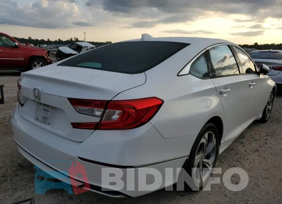 1HGCV1F55JA032723 Photo# 4