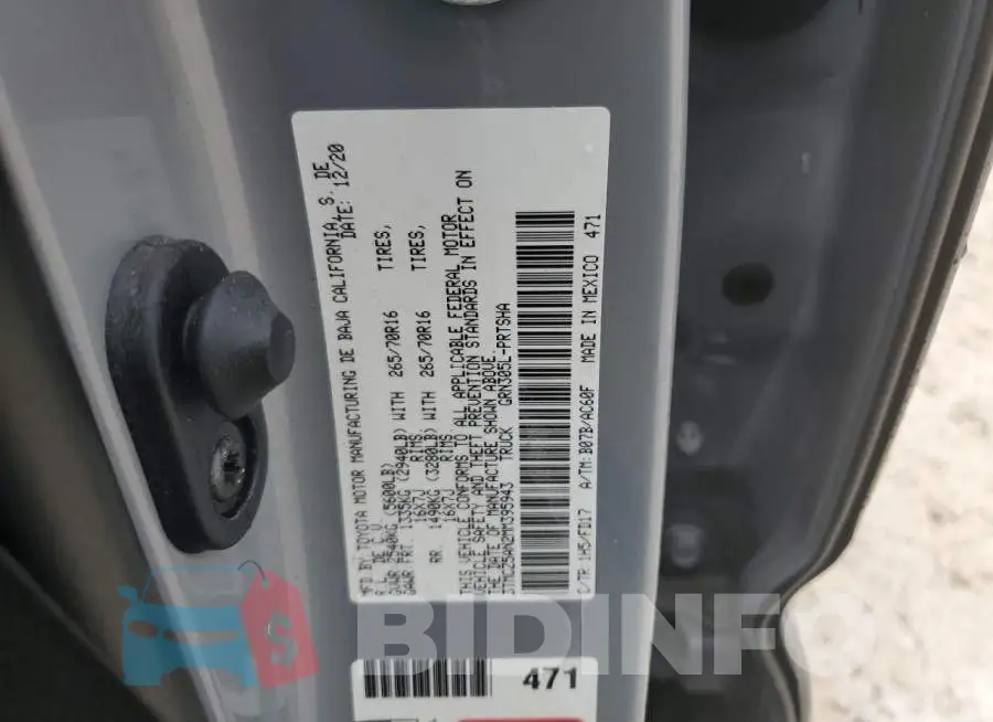 3TMCZ5AN2MM395943 Photo# 12