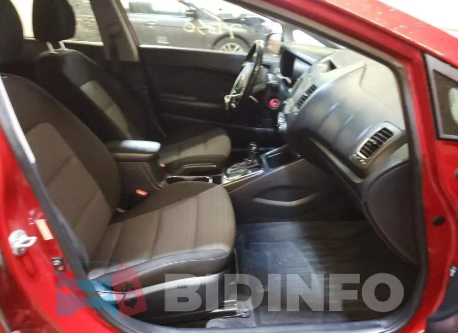 3KPFL4A74HE009775 Photo# 5