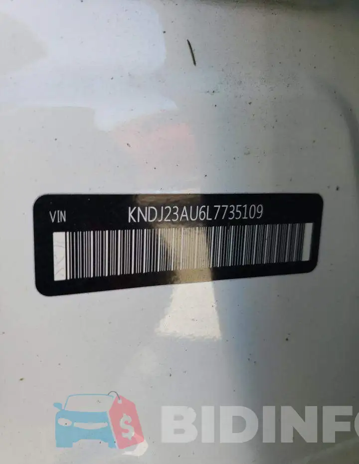 KNDJ23AU6L7735109 Photo# 10